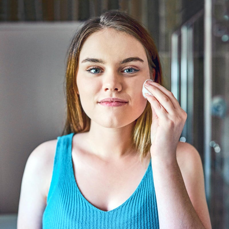 eyxformula 250 Count Cotton Balls, 100% Pure Organic Cotton, Soft & Super Absorbent, Includes 2 Cotton Ball Holders for Bathroom & Vanity, Perfect for Face Makeup Remover, Nail Polish Removal, Crafts, Pet Care - Image 5