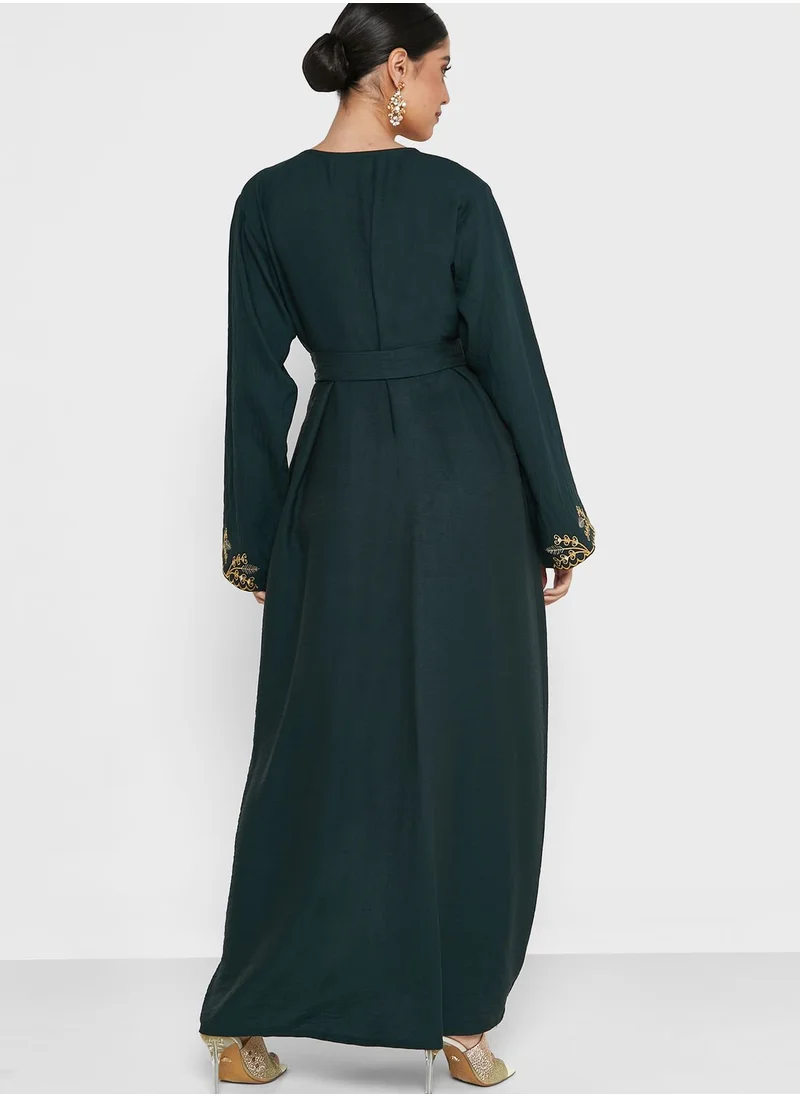 hayas closet Embellished Belted Jalabiya