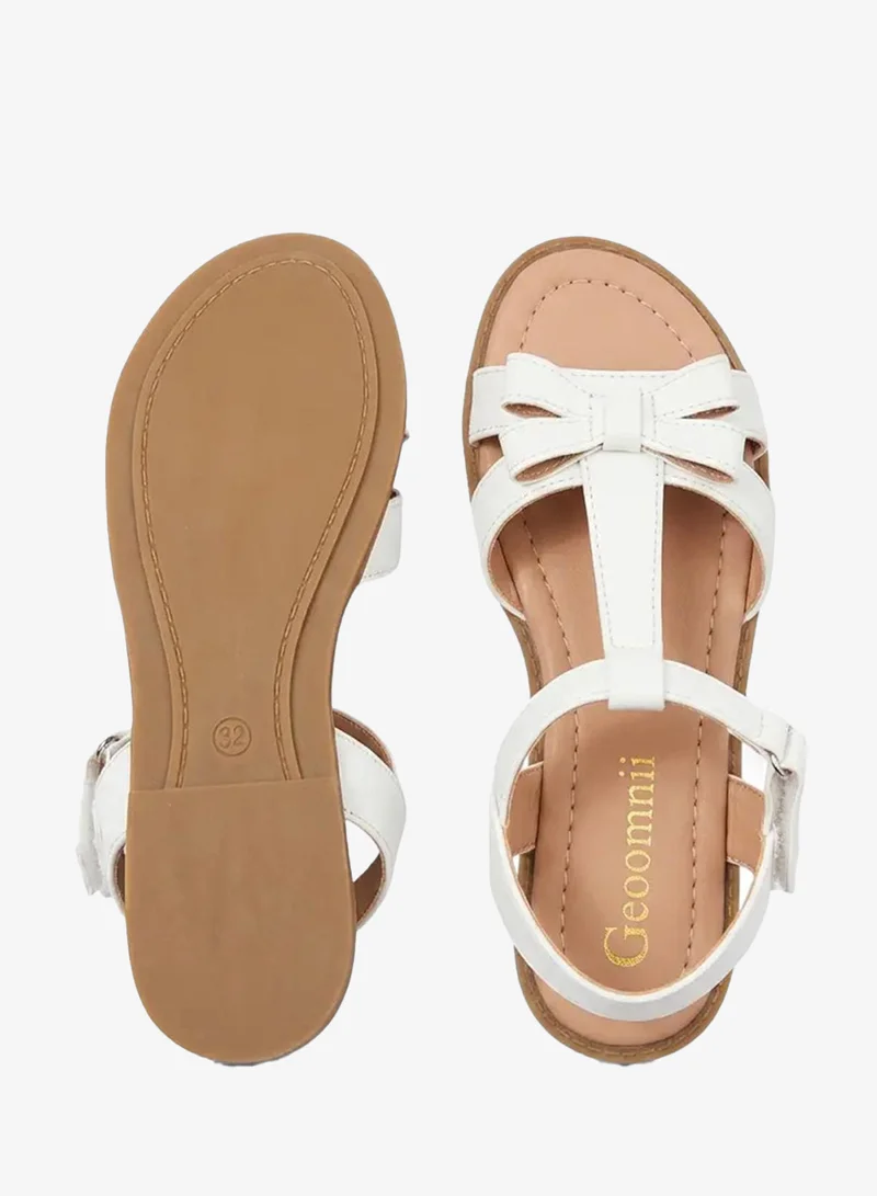 Geoomnii White Sandals for Preteen Girls – Comfortable, Lightweight & Stylish Everyday Wear for Women | Best Price UAE