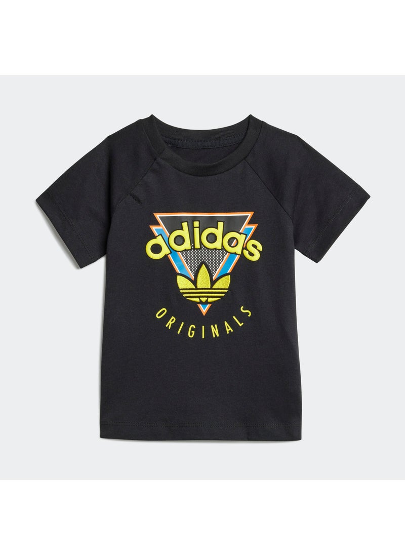 adidas Originals Infant Logo Shorts With T-Shirt Set  - Image 4