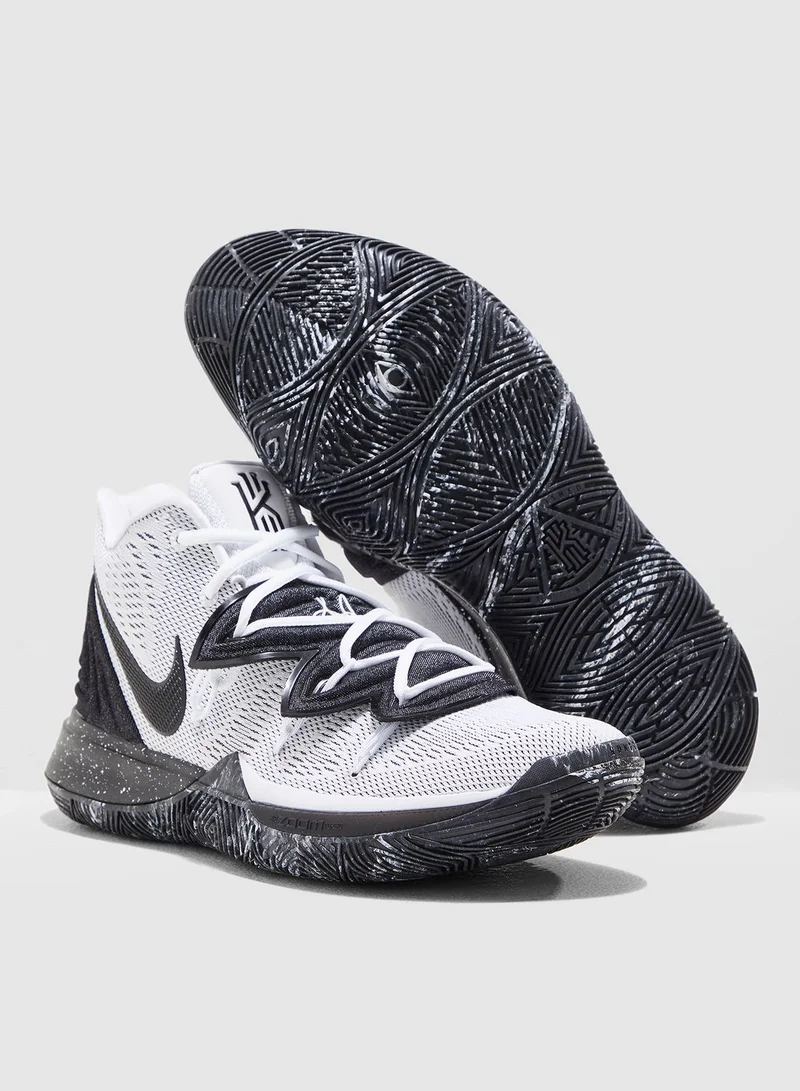Nike Kyrie 5