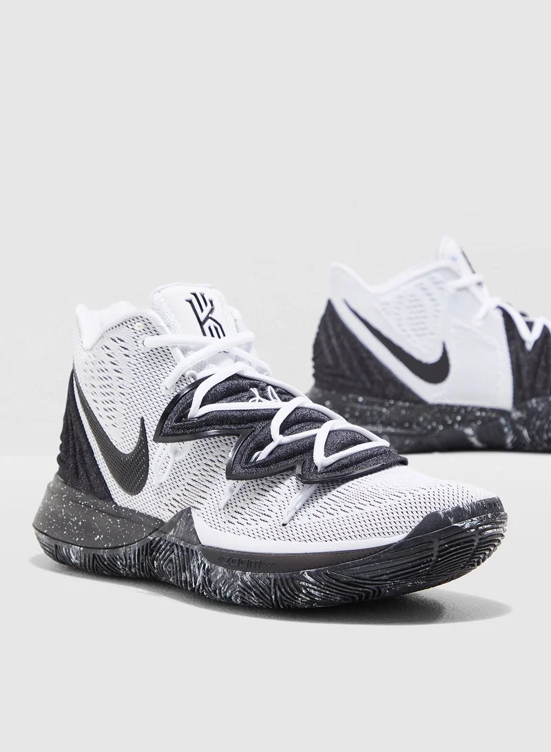 Nike Kyrie 5