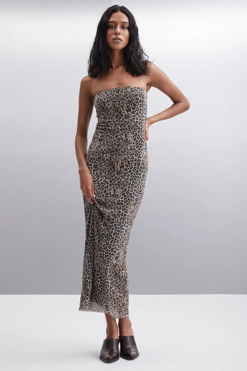 جريميلانج Almeria Women Leopard Print Strapless Off-the-Shoulder Slim Fit Lined Leopard Print Dress