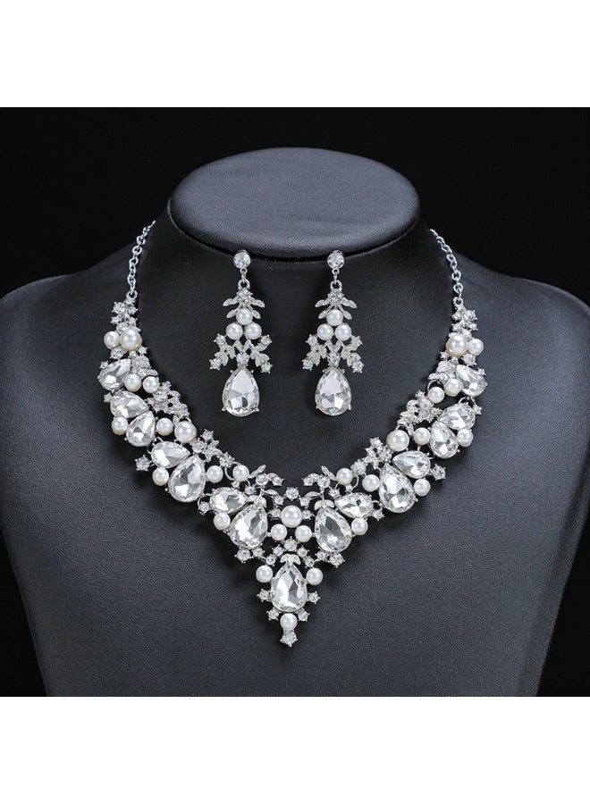 NIBEMINENT Fashionable Oversized Pearl Necklace and Earrings Set