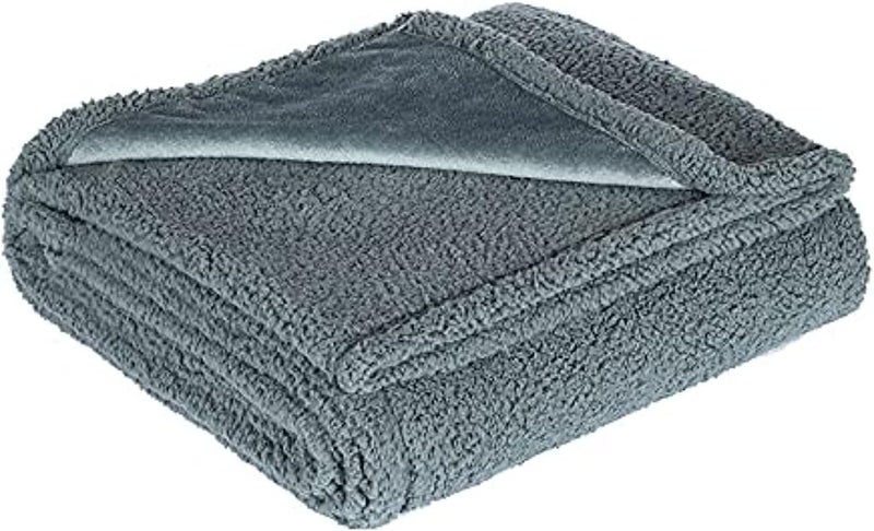 Pet Blanket for Bed, Couch, Sofa | Waterproof Dog Bed Cover Pet Blanket Furniture Protector | Superb Puppy Blanket, Blankets for Dogs, Cat Blanket