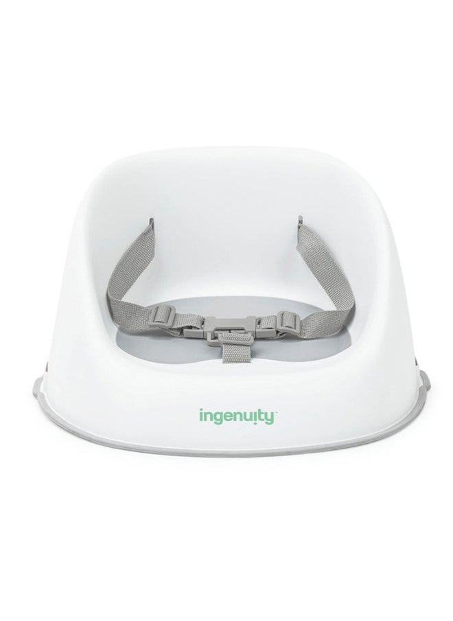 ingenuity - Simplicity Seat Easy-Clean Booster – Soft Seat, Easy to Wipe & Strap On, No Assembly Needed, Grey (6–36 Months) - Image 1