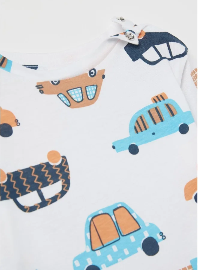 او في اس T-shirt with long sleeves and small cars print