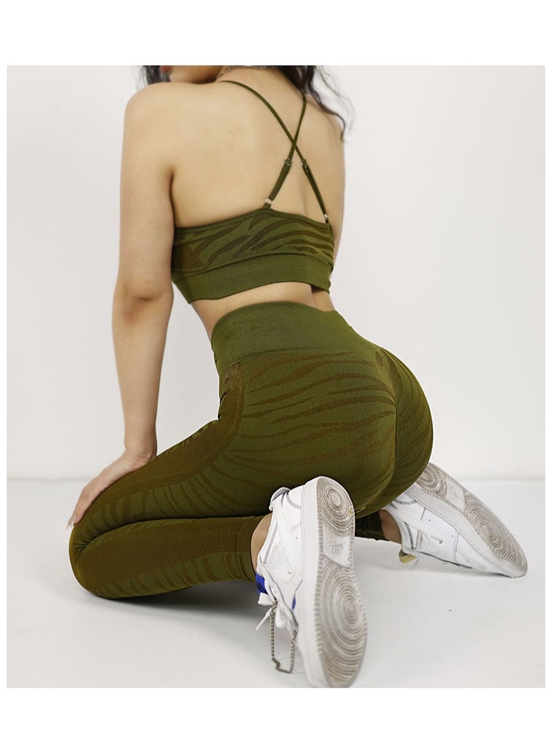 Women's Yoga Fitness Sports Bra and Pants Set  - Image 4