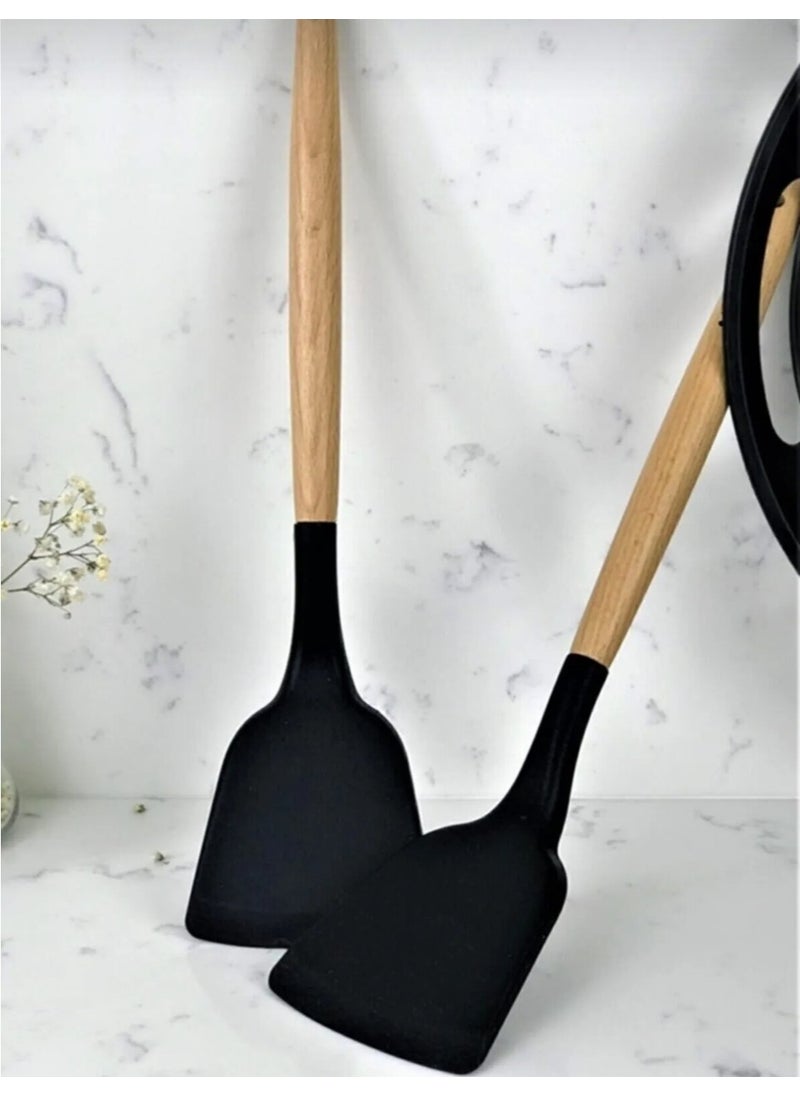 Black Spatula with Bamboo Handle - pzsku/Z218BD76C3E7F9C0CA867Z/45/_/1730557018/08e2653b-502d-4dcb-918d-5a8fcd0ce2f1