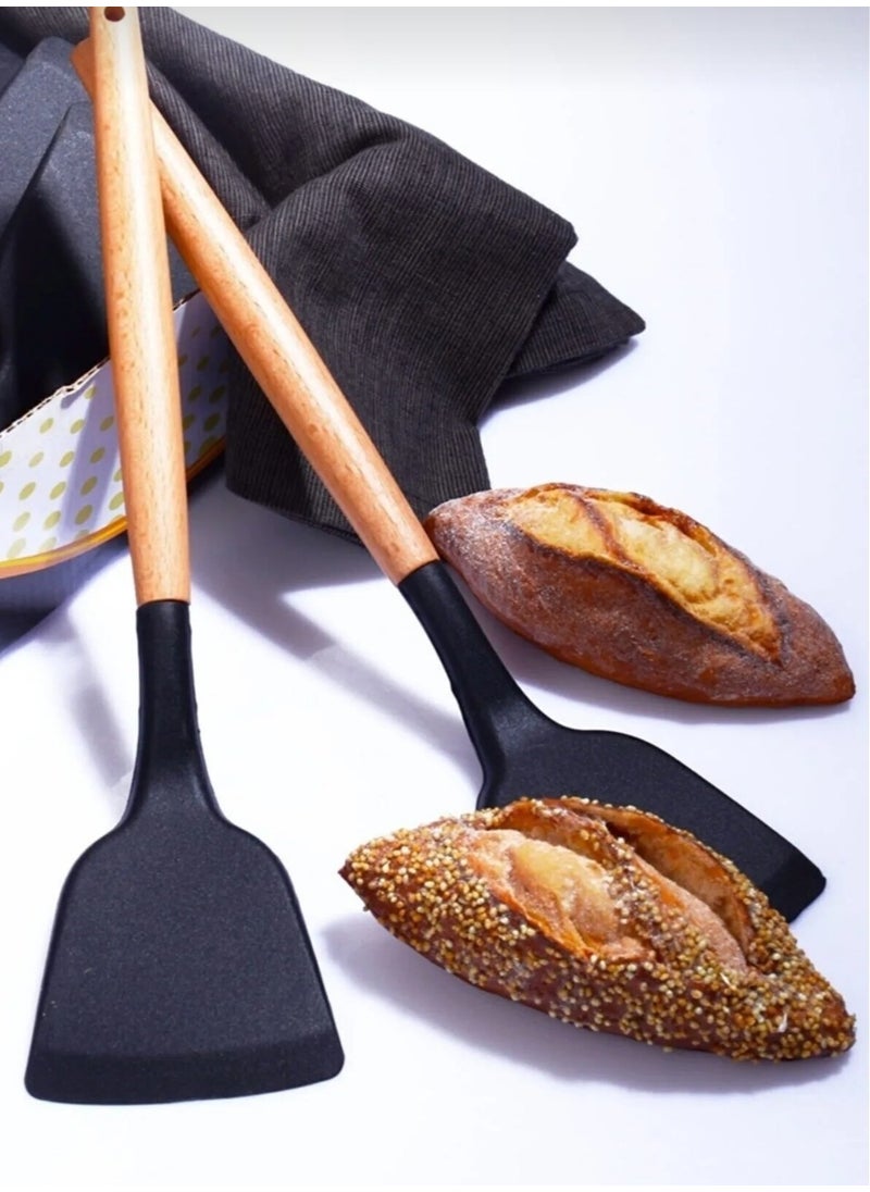 Black Spatula with Bamboo Handle - pzsku/Z218BD76C3E7F9C0CA867Z/45/_/1730557024/0dbe7624-0e3d-403b-828d-a2682d365933