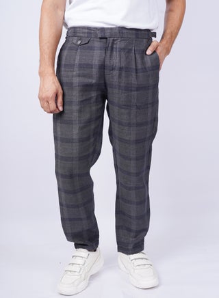 Men's Checkered Casual Chino Pants in Dark Grey