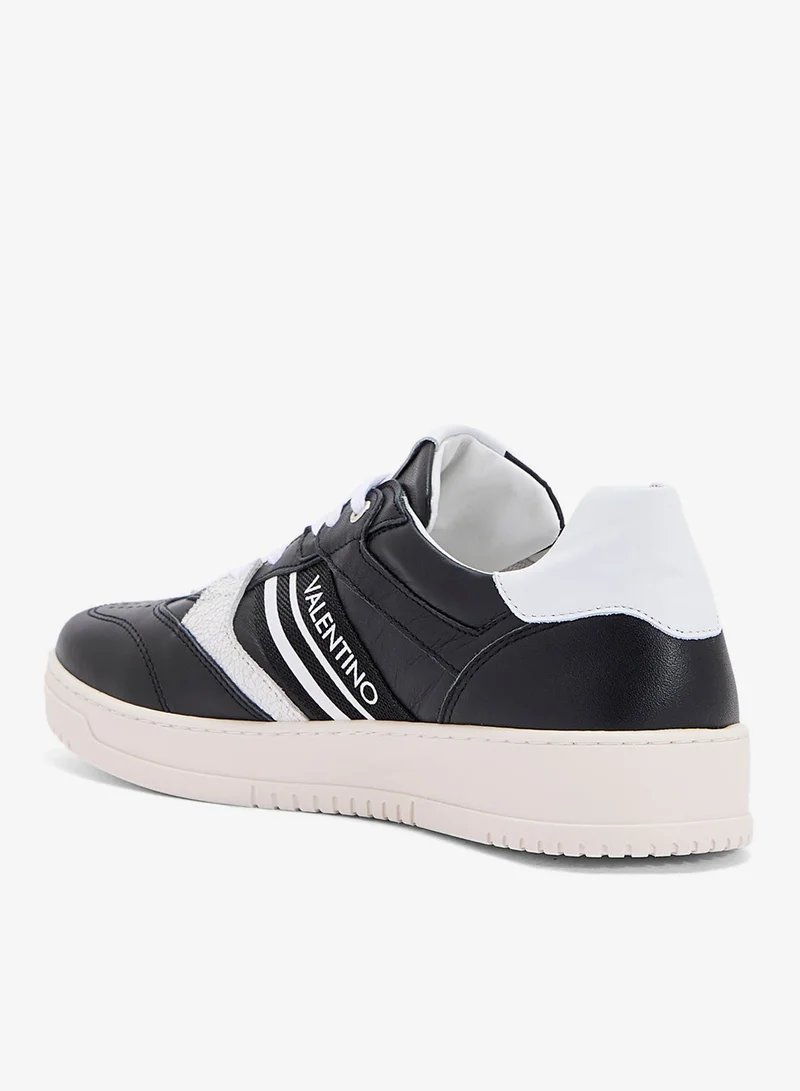 فالنتينو باي ماريو فالنتينو سنيكرز برباط