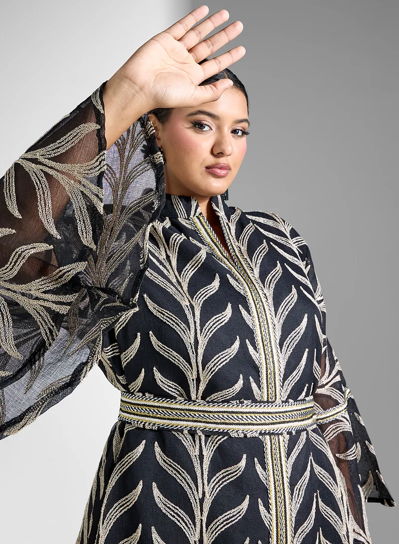 Khizana Plus size embroidered dress