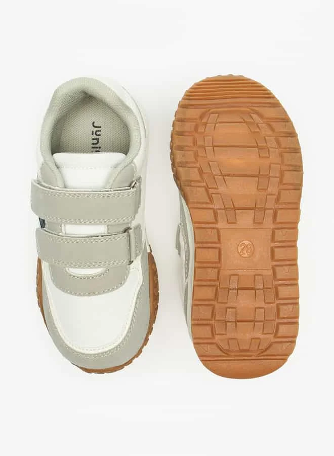 جونيورز Boys Panelled Sneakers with Hook and Loop Closure