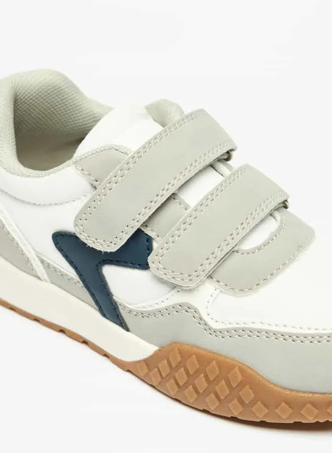 جونيورز Boys Panelled Sneakers with Hook and Loop Closure