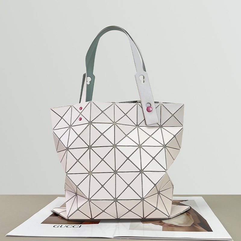 Japanese Style Quilted Handbag, Limited Edition In March, Studded Matte Large-Capacity Versatile Shoulder Tote Bag - Image 1