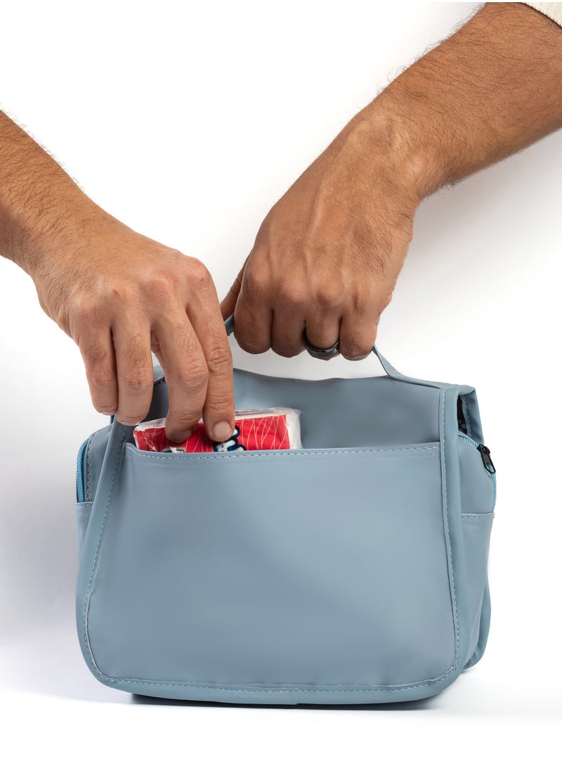 Hanging Toiletry Bag, Water-Resistant Travel Organiser with Mesh Compartments, baby Blue