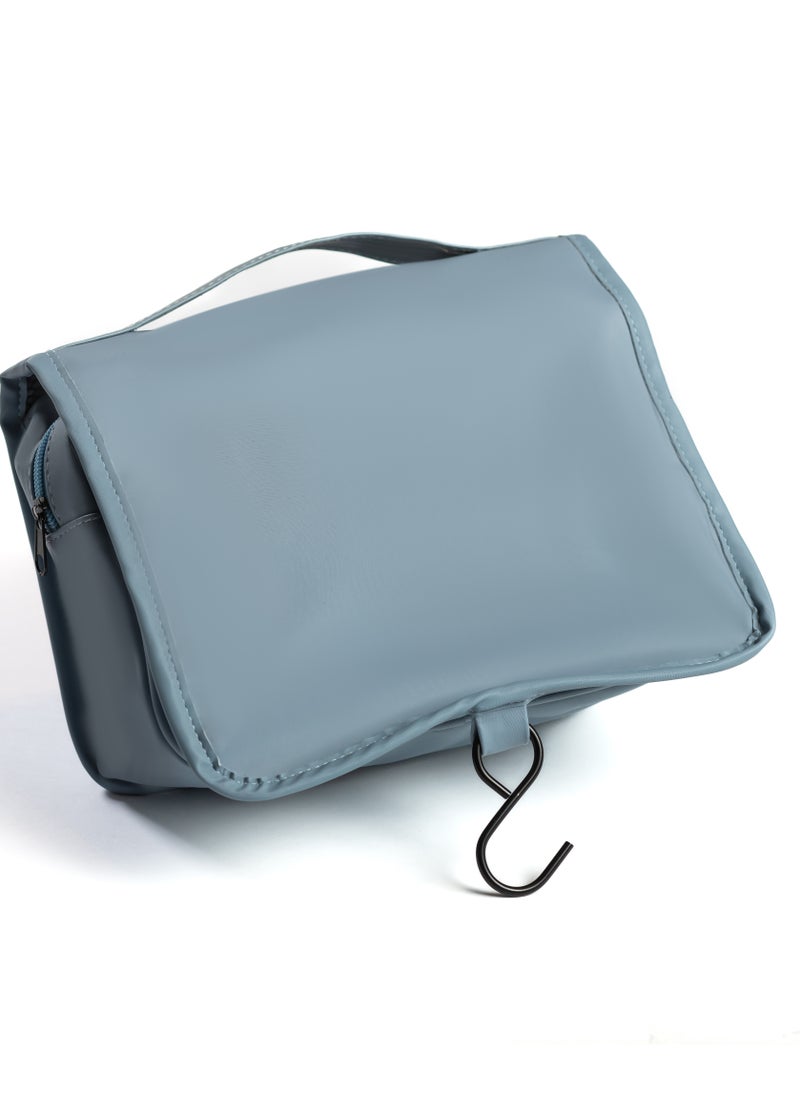 Hanging Toiletry Bag, Water-Resistant Travel Organiser with Mesh Compartments, baby Blue
