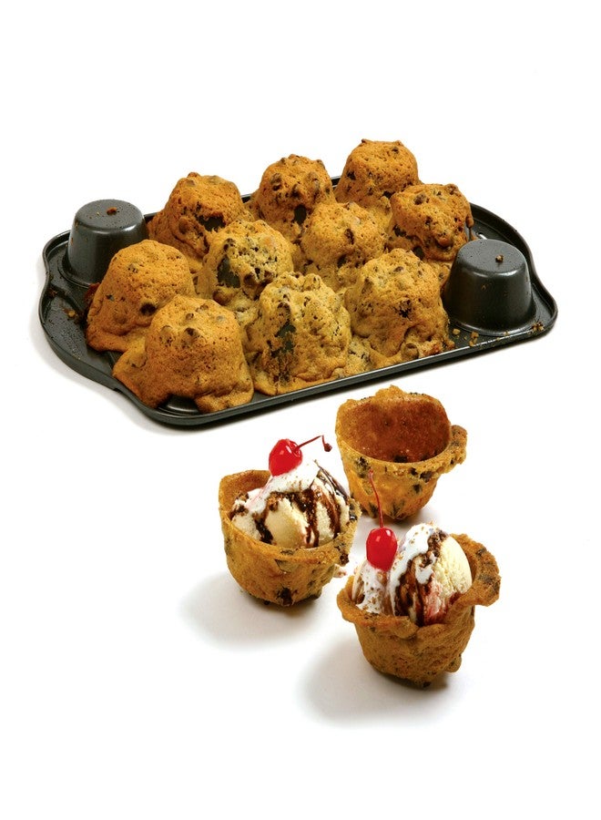 Norpro 12 Cup Nonstick Muffin Pan - Image 4