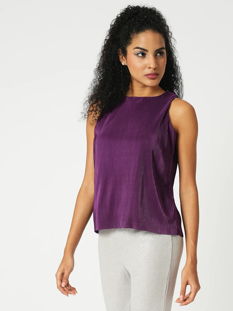 globus Women Round Neck Sleeveless Accordion Pleats Party Top