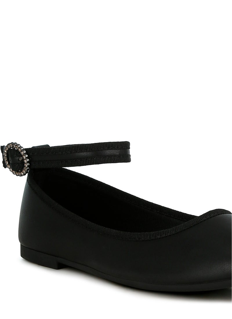 Ankle Strap Detail Ballet Flats in Black - pzsku/Z219C6A01E3DDD6849E01Z/45/_/1731584729/f3b72f66-8294-479c-b559-f87fdbad2bc1