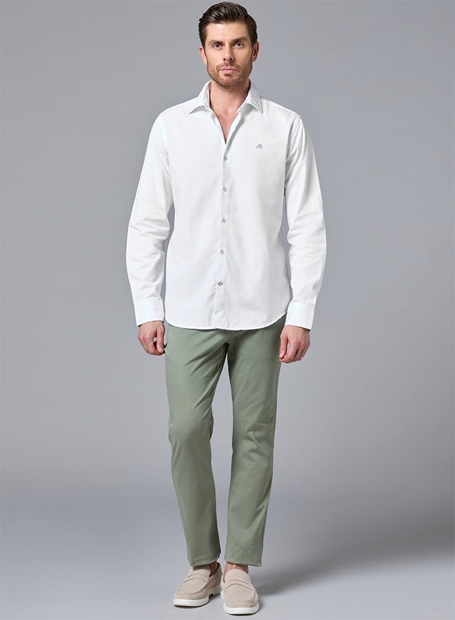 تكلف The Luminous Twill White Shirt with Silky Sheen - Image 5