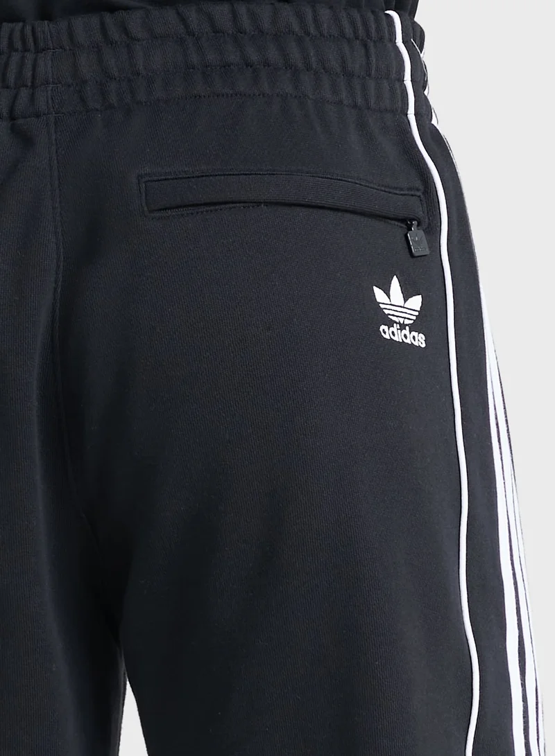 adidas Originals Essential Rekive Sweatpants