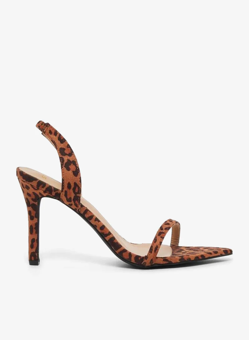 ستايلي صندل بكعب ستيليتو مفتوح من الخلف بطبعة جلد النمر