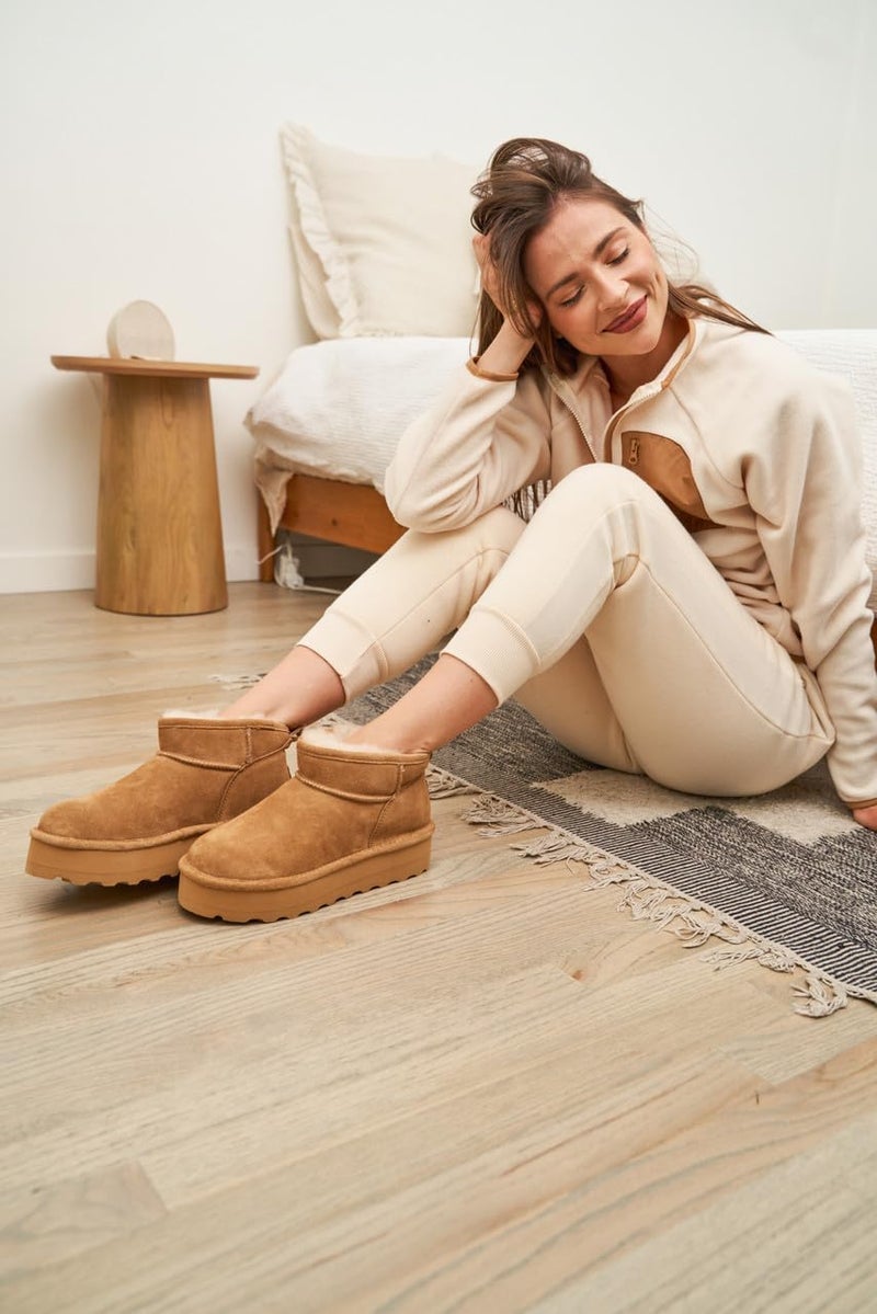 BEARPAW Retro Shorty Boots for Women Iced Coffee Solid Size 10 | Comfortable Warm Wool Lining | Women's Winter Ankle Boots - Image 2