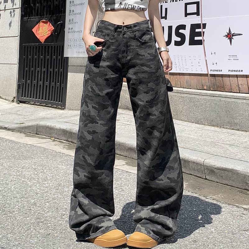 Unisex Classic Denim Jeans Loose Fit Daily Outdoor Wear - Image 1