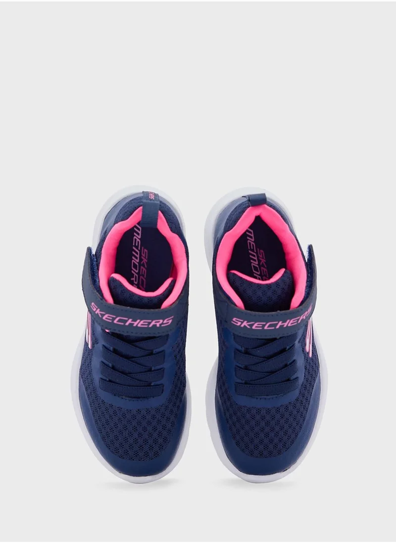 سكتشرز DYNAMIGHT 2.0
