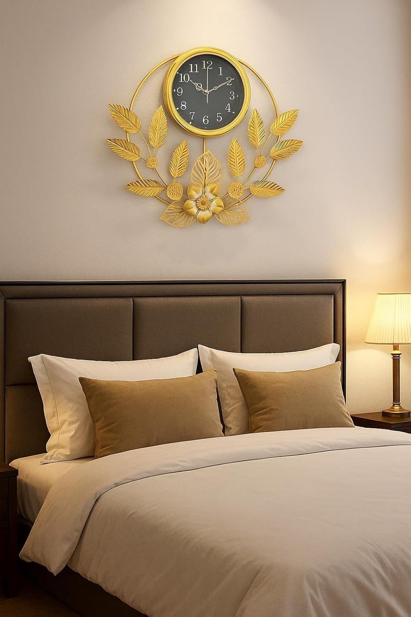 Earwig Metal Double Sided Wall Decorative Indoor Outdoor Double Sided Clock Easy to Read, Hanging Station Clock for Patio, Garden, Office Outside Corner (EW-12) - Image 2