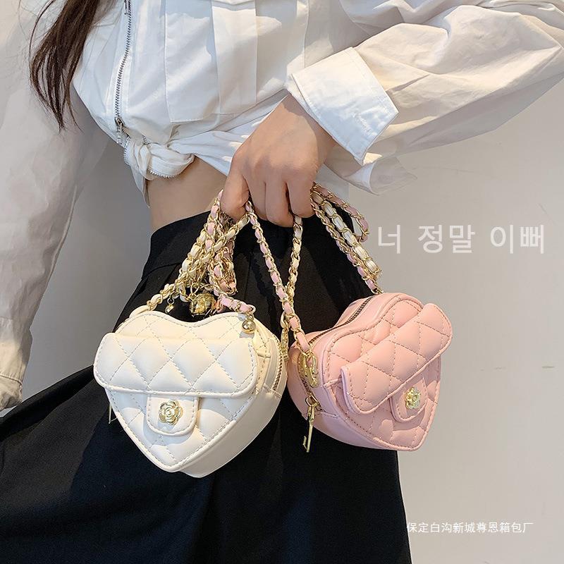 Ins Small Fragrant Style Women'S Bag 2024 Net Red Style Foreign Style Mini Love-Shaped Children'S Ladies Slung Mouth Red Envelope - Image 3