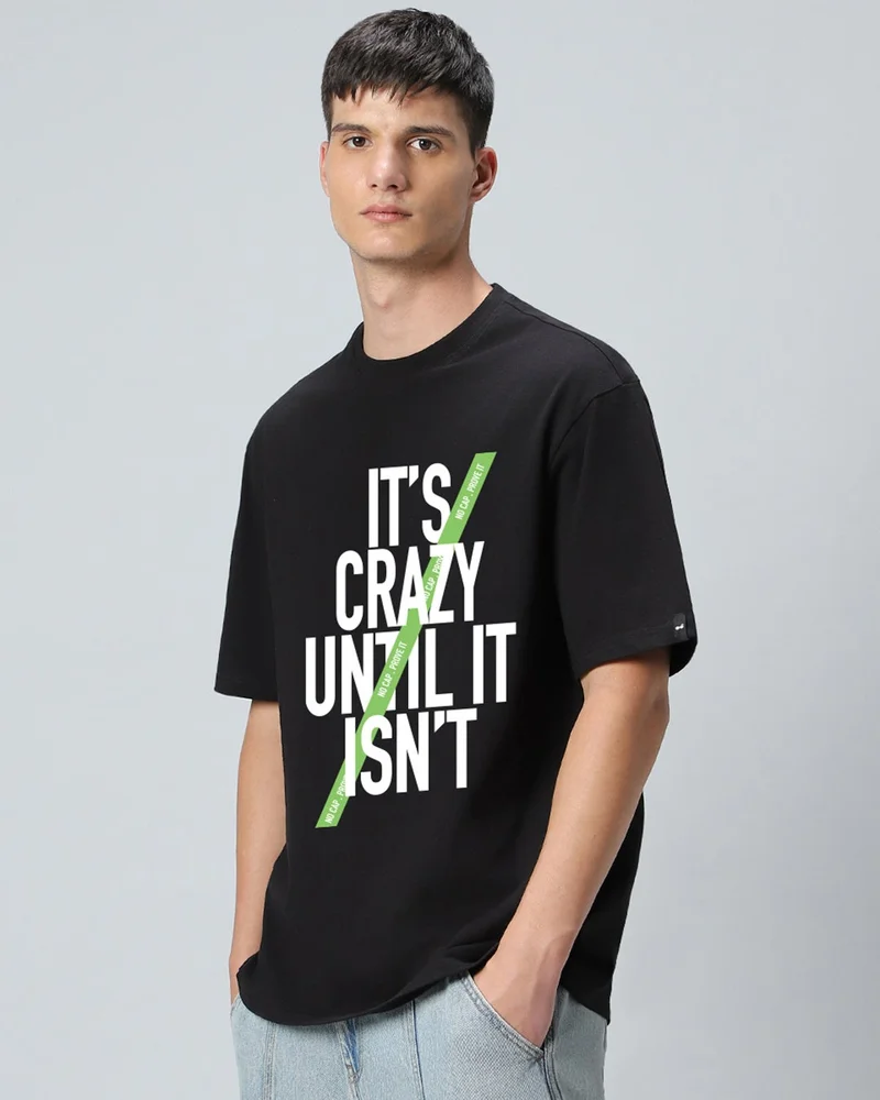 بيواكوف تيشيرت رجالي أسود فاحم بتصميم طباعة جريئة مقاس كبير