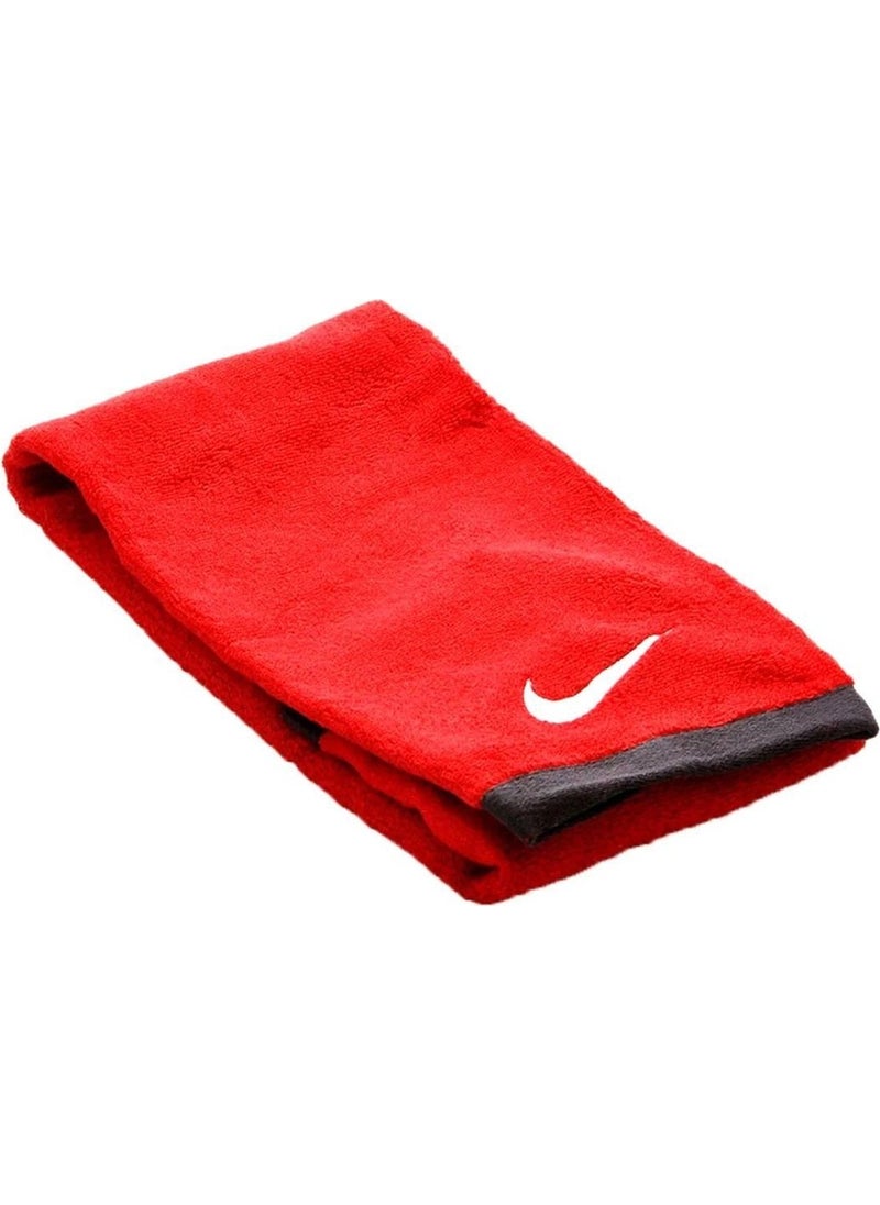 Nike - Fundamental Towel Medium - Image 1