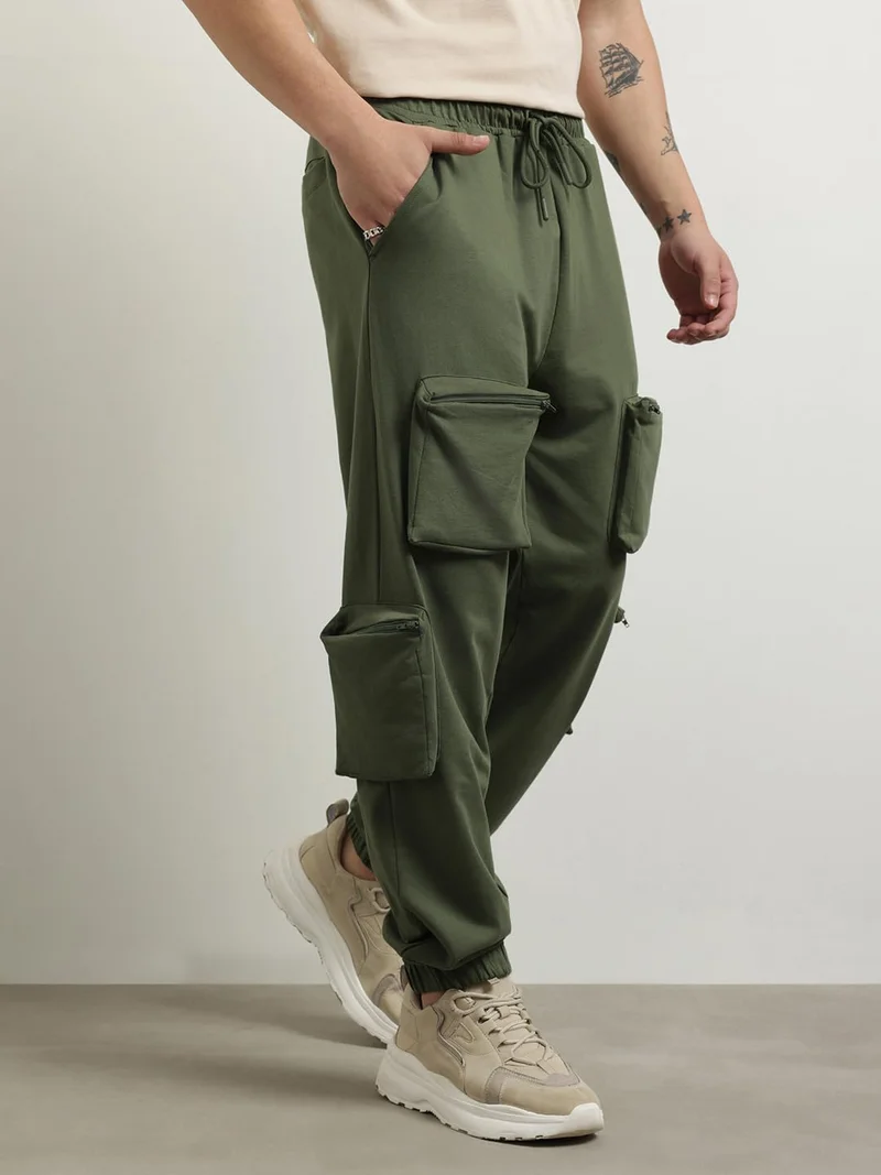 نوبيرو بنطلون رياضي رجالي بجيوب كارجو بلون زيتوني