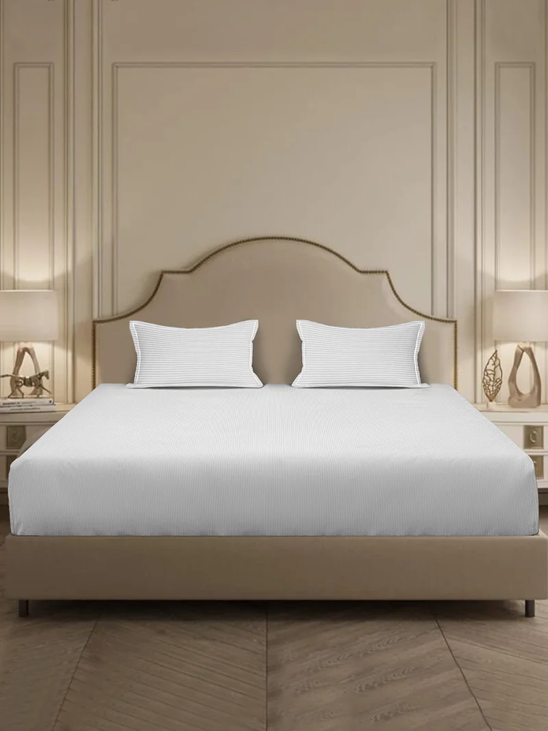 مالبيري ليفينج 100% Cotton 3 pc set -Linear Luxe- 1 fitted bedsheet 180x200x30cms / 2 pillowcovers 50x75 cms - White