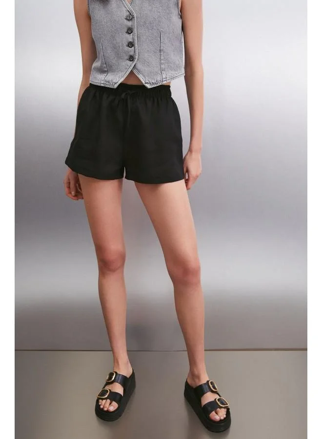 GRIMELANGE Melthara Women's 100% Linen Regular Black Shorts
