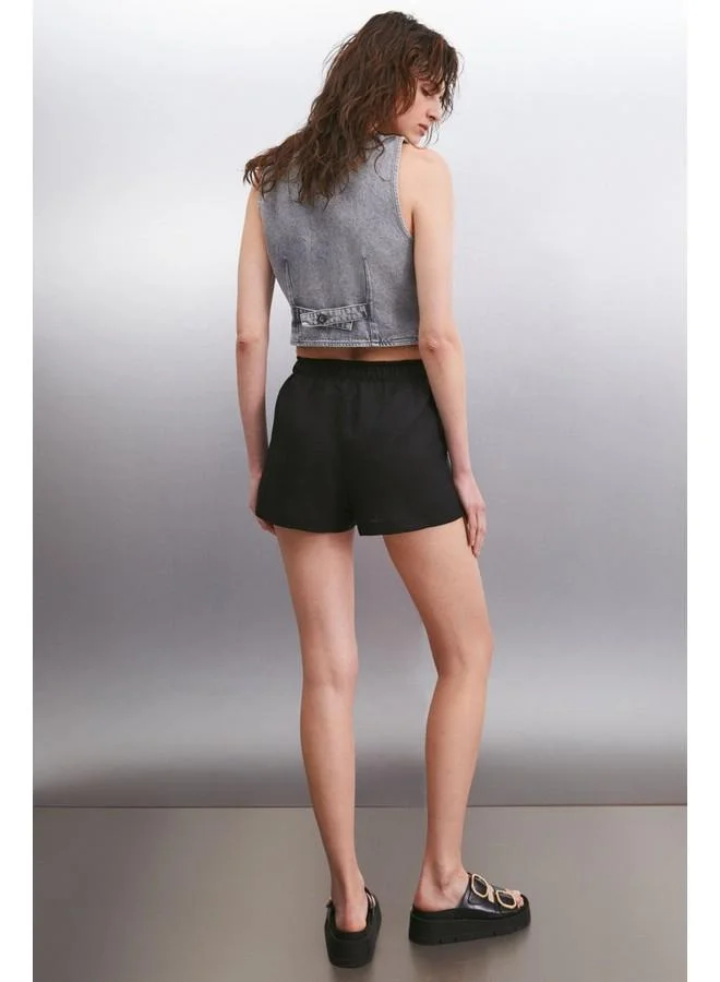 GRIMELANGE Melthara Women's 100% Linen Regular Black Shorts