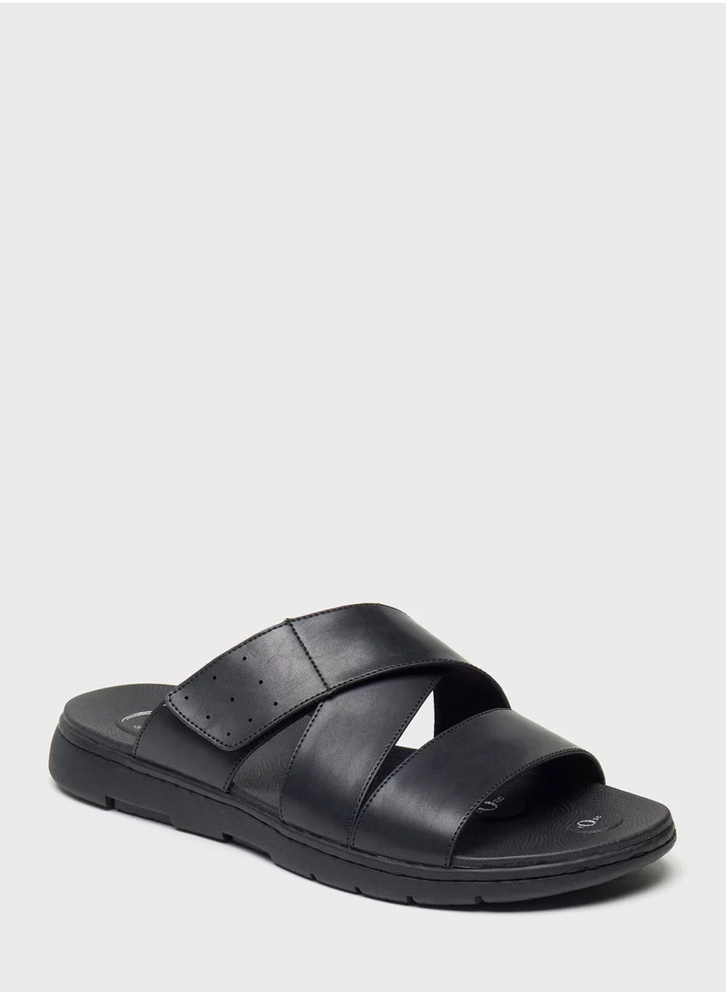 Le Confort Cross Strap Arabian Sandals