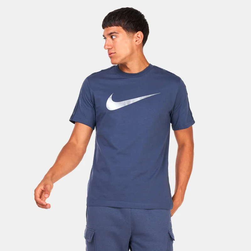 Nike Men's Sportswear Repeat Swoosh T-Shirt