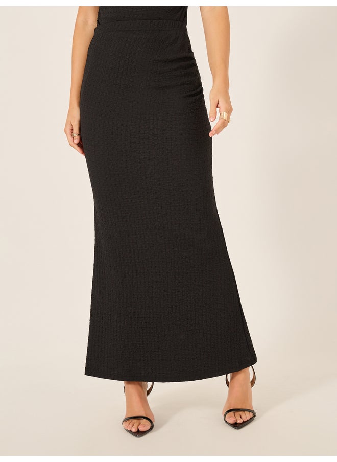 Styli Styli Textured High Neck Sleeveless Top and Skirt Co-Ords  - Image 4
