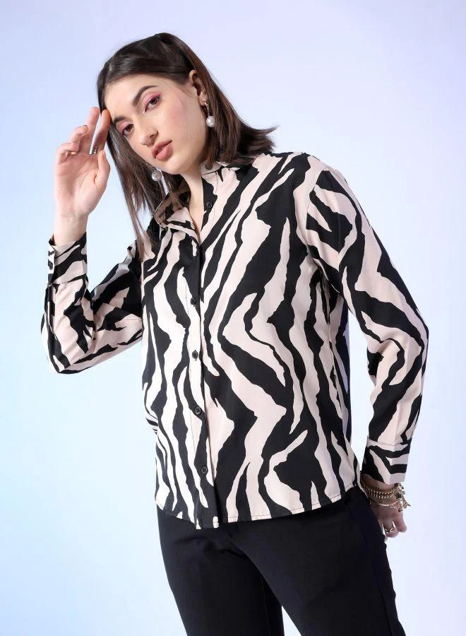 مرفوعة Women Loose Fit Animal Print Shirt