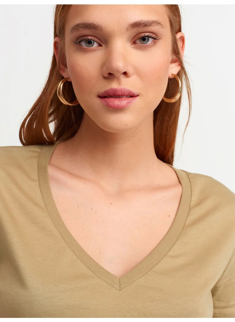 ديلفين 3470 V-Neck Basic T-Shirt-Khaki