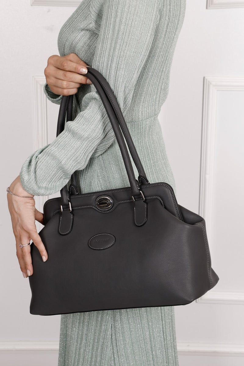 Gönderi(r) Gon Platinum Genuine Leather Large Size Women's Shoulder and Handbag B8397  - Image 1