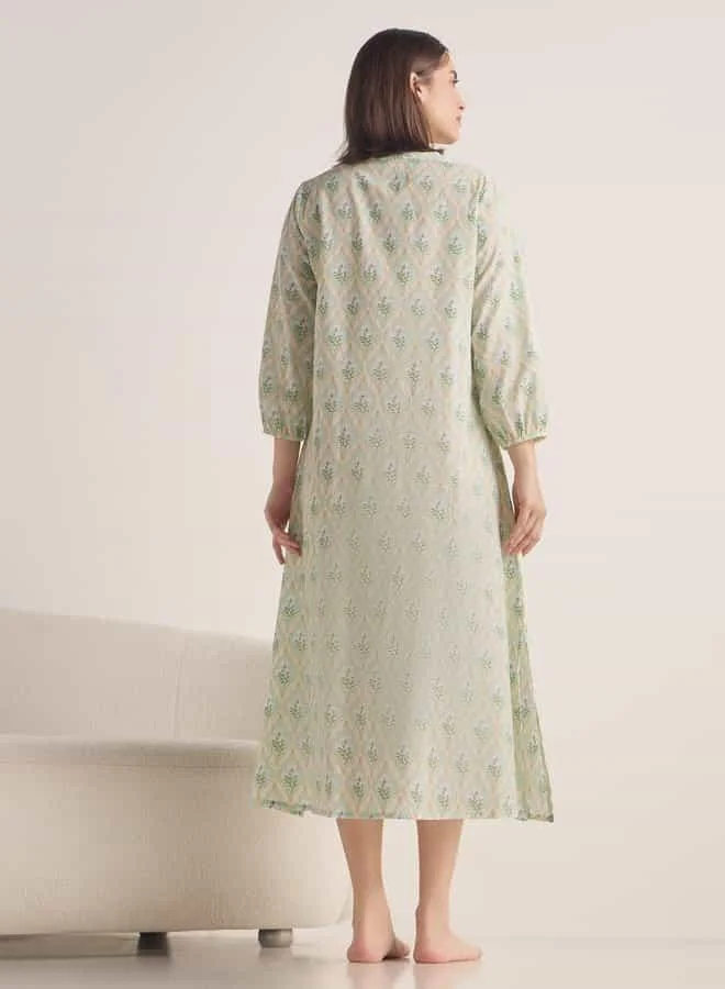 Splash FAV Floral Print Dress with Mandarin Collar and 3/4 Sleeves
