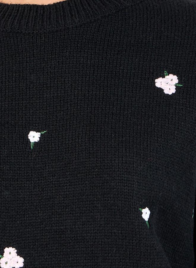 Styli Regular Fit Regular Length Embroidered Sweater  - Image 3