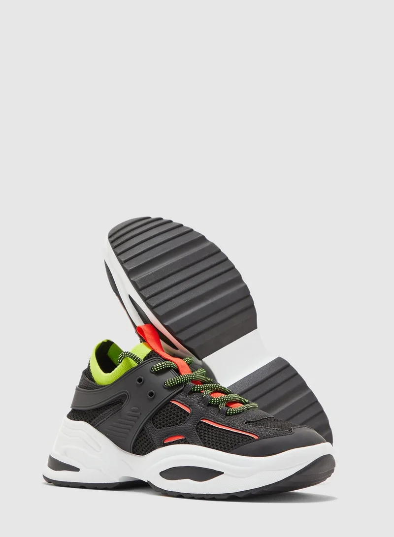 STEVE MADDEN Fontina Low Top Sneaker