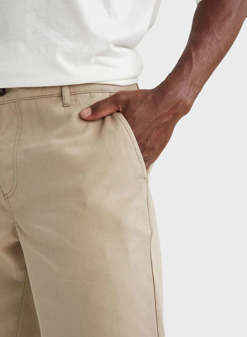 DeFacto Essential Regular Fit Shorts