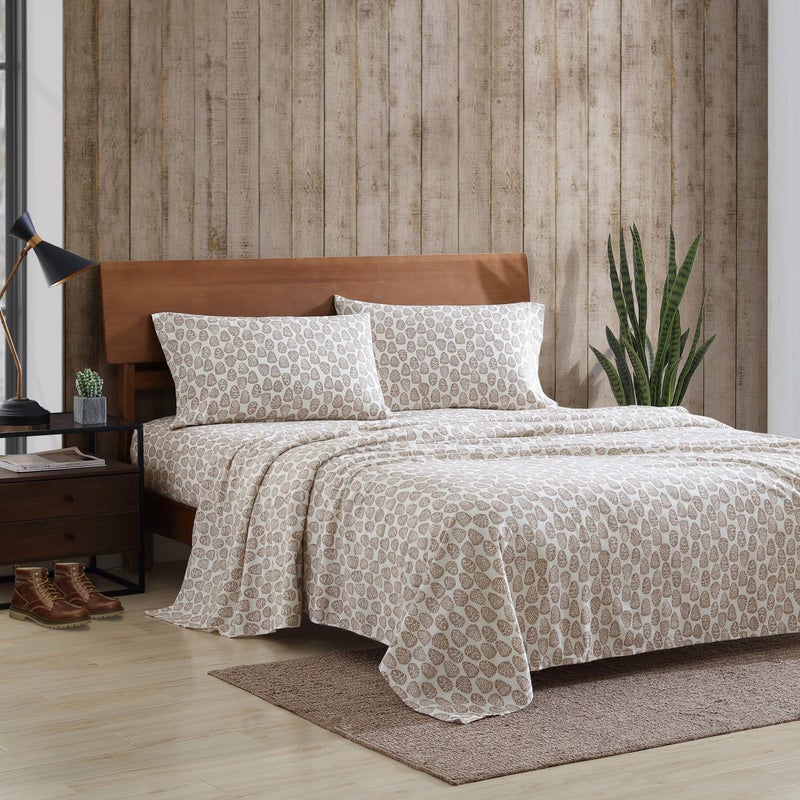 إدي بوار Eddie Bauer - Twin Sheets Cotton Flannel Bedding مجموعة مصممة للنعومة الإضافية ديكور المنزل المريح (Little Creek Pine Cone Beige Twin) - Image 2